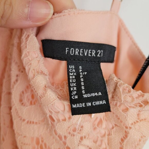NEW Forever 21 Blush Pink Floral Lace Sleeveless Keyhole Back Dress Size Small - Picture 14 of 17